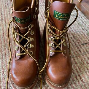 Cabela's brown fishing boots size8